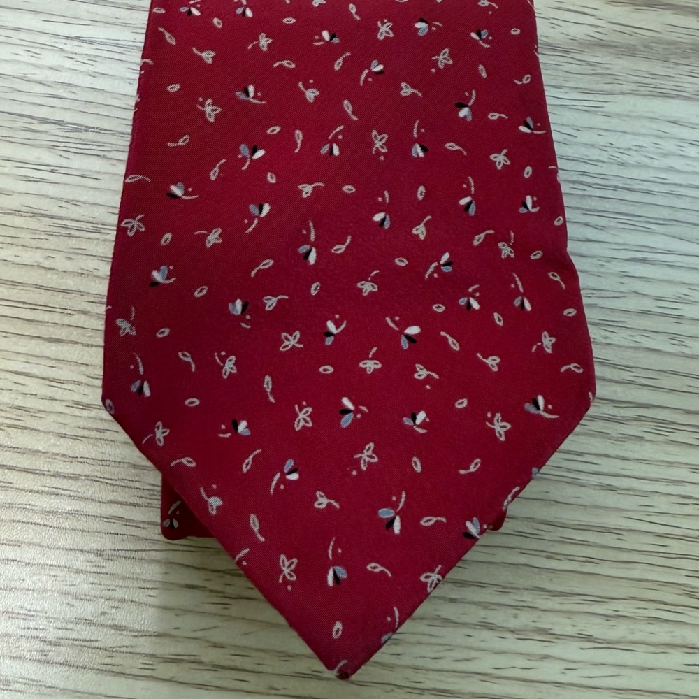 Chloe Red Floral Men's Tie
